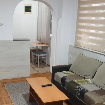 Center 1 Apartmán *